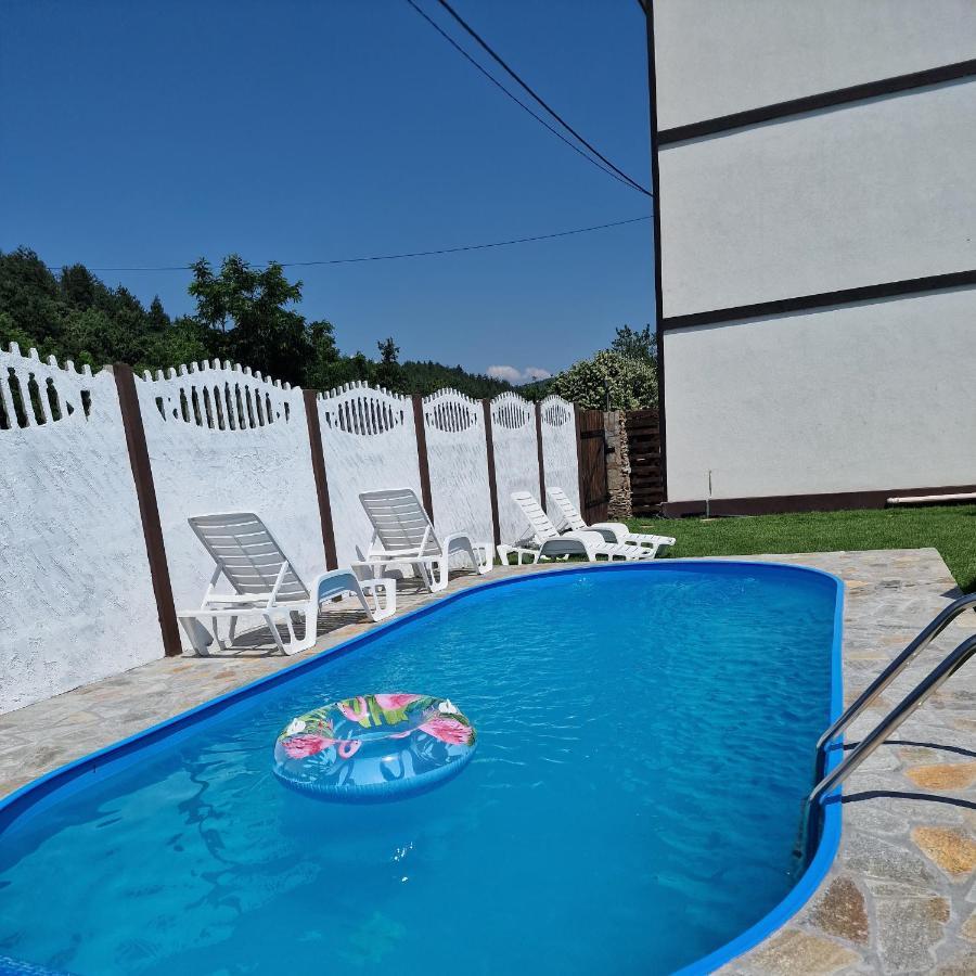 Бялата Къща Hotel Kirkovo  Ngoại thất bức ảnh